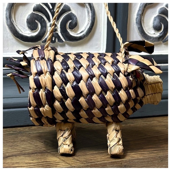 Vintage Artisan Woven Pig Purse - Picture 5 of 10